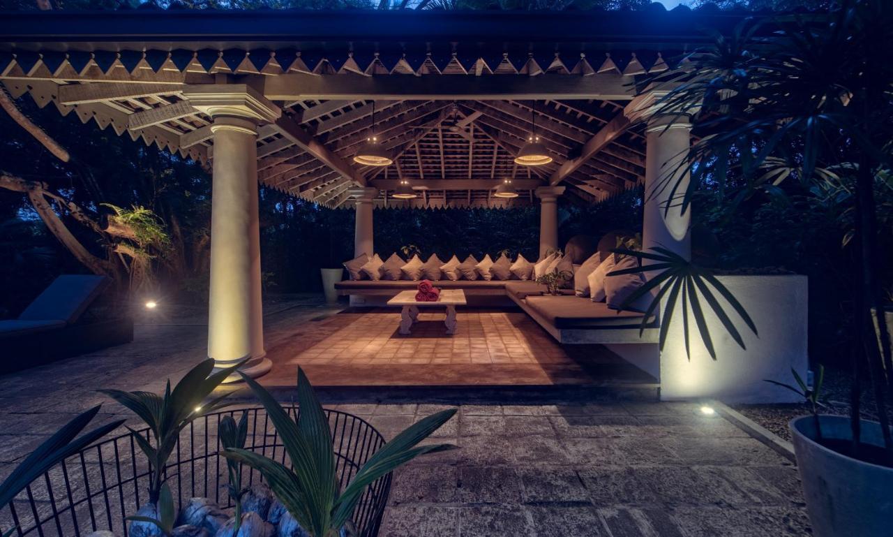 Wallawwa Katunayaka Buitenkant foto